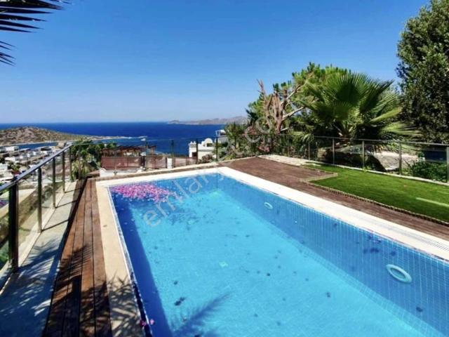 Gümüşlük Yalıkavak Günbatımı Manzaralı Özel Havuzlu Villa