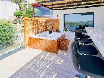 Gümüşlük Yalıkavak Özel Plajlı İmanzaralı Köşe Villa