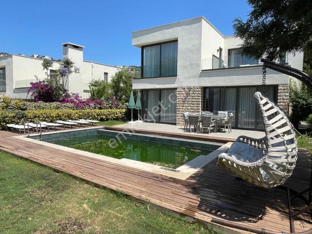 Gümüşlük Koyunbaba'da Yıllık Kiralık lüks Havuzlu Müstakil Villa