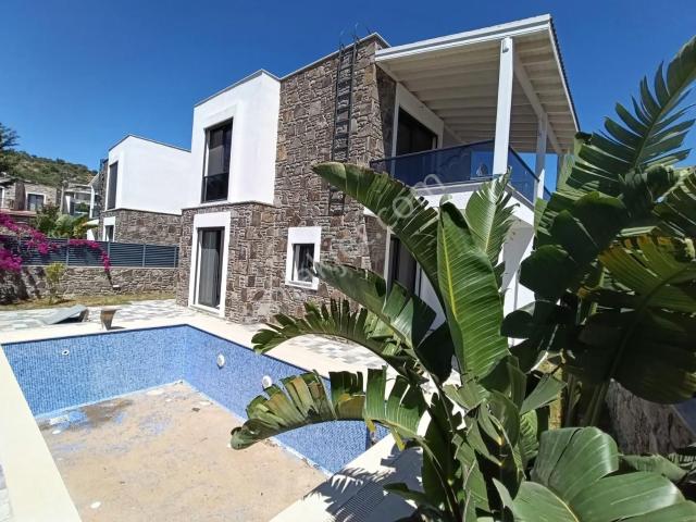 Gümüşlük Merkezde Satılık Sıfır Müstakil Havuzlu Villa