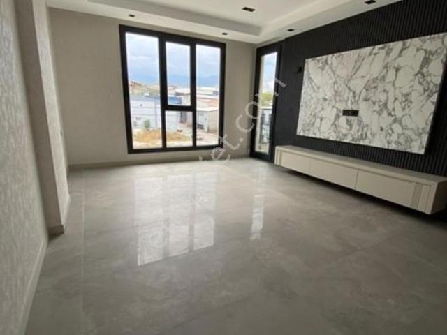 Akçeşme Mevkinde Sıfır 2+1 Kiralık Daire Fırsatı