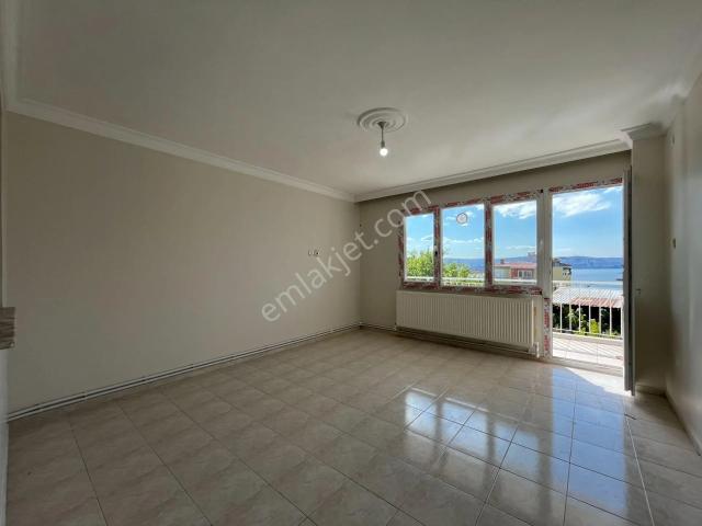 Gümüşpala Karakol Yakını Deniz Manzara Ve Doğalgazlı 2+1 Kiralık