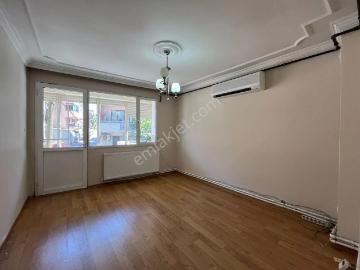 Gümüşpala Merkez'de Ara Kat Doğalgazlı 2+1 Kiralık Daire
