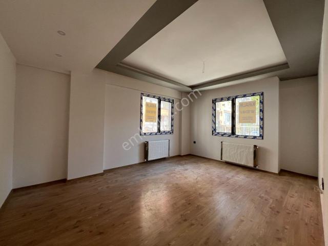Gümüşpala Merkez'de Doğalgazlı Ve Ankastreli 2+1 Kiralık Daire