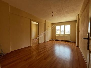Gümüşpala Merkez'de Doğalgazlı Ve Ara Kat 3+1 Kiralık Daire