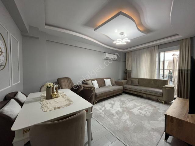 Gümüşpala Merkez'de Kapalı Mutfak Ara Kat 2+1 Satılık Daire