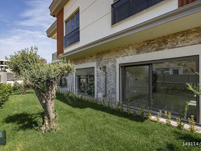 GÜMÜŞTEPE DE NET 270 METREKARE 4+1 MÜSTAKİL HAVUZLU VİLLA