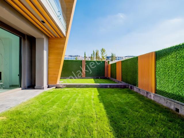 Gümüştepe Hill Villa | 4+1 Özel Havuzlu 460 M² Lüks Villa