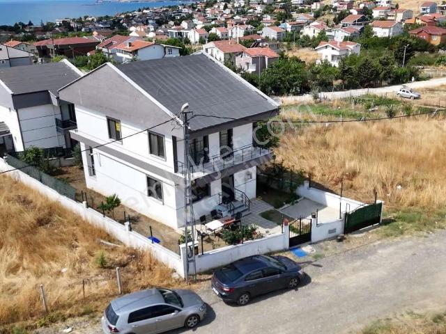 Gümüşyakada Satılık Sıfır 5+1 Müstakil Villa Krediye Uygun