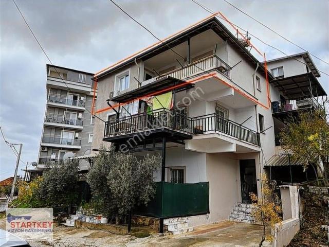 Gümüldür Merkezde İzmir Yoluna Yakın Yazlık Tadında Daire