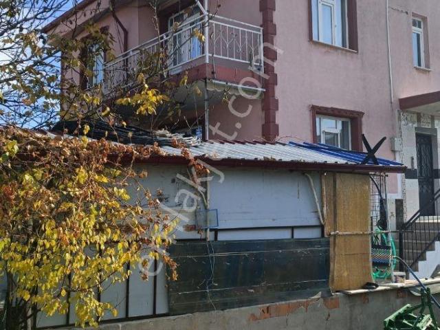 Gumuskent Yola Yakın Bodrum Kat Bakımlı Temız Daıre Kiraliktir
