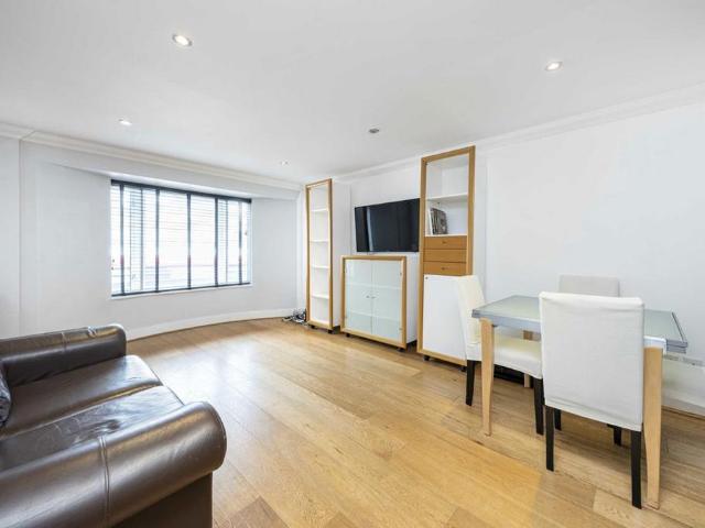 Gunter Grove, London SW10 1 bed flat to rent £2,350 pcm £542 pw
