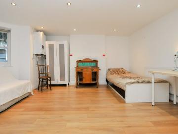 Gunton Road, Clapton E5, Studio to rent, £1,500 pcm | PrimeLocation
