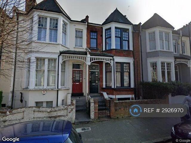 Gunton Road, London, E5 2 bed flat to rent £2,500 pcm £577 pw