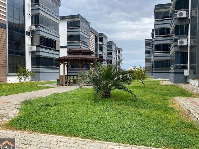 Günay Emlak'tan Satılık Torbalıda Havuzlu Site İçerisinde 3+1 165 M2 Doğalgazlı Arakat Daire