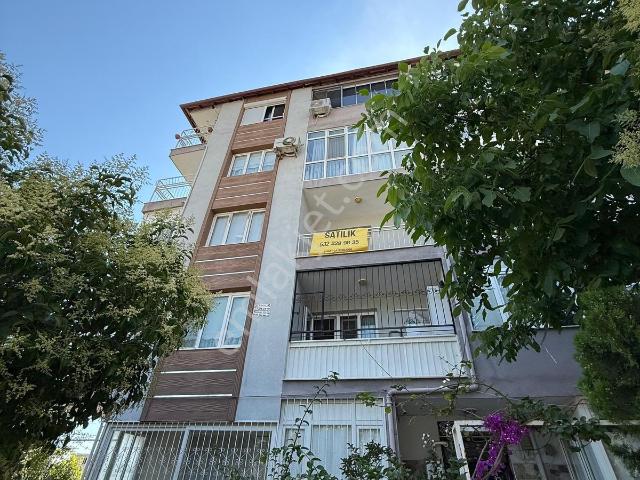 Günay'dan Bayındır Merkez'de Cadde Üzeri 3+1 135m2 Fırsat Daire