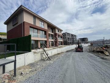 Günbatımı Evleri 3+1 Flat C Tipi Şerefiyeli Konumda Bahçeli Flat