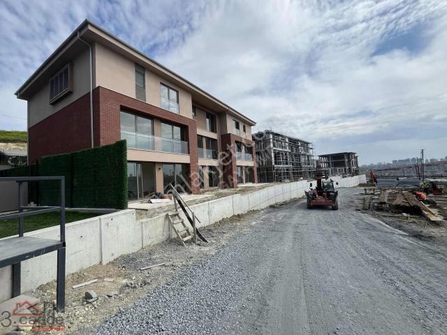 Günbatımı Projesinde 3+1 Flat Bahçeli Ev