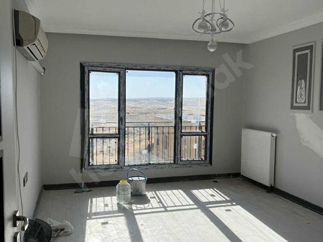 GÜNBEGİ EMLAK GAYRİMENKUL'DEN KİRALIK BAKIMLI DAİRE