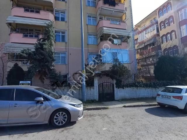 Gündem Gayrimenkul'den Derince Yenikent'te Satılık 3+1 Daire