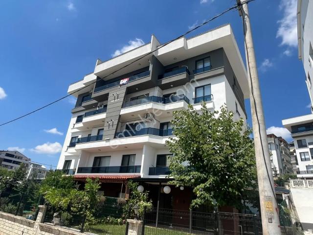 Gündoğdu'da Şehir Hastanesi Yakını Full Eşyalı Dubleks