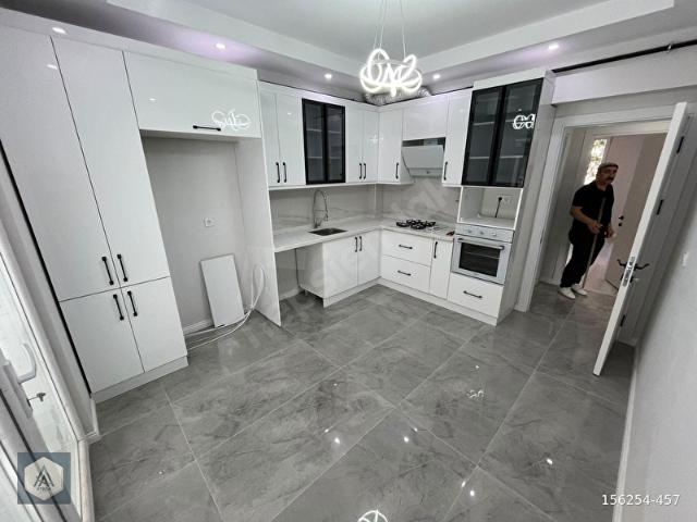 GÜNDÜZ ÖKÇÜN BULVARI YAKINI ÖZEL GARAJLI 2+1 SATILIK DAİRE