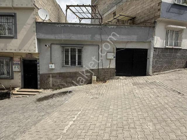Güneş Mahallesinde 2+1 130 M2 Mustakil Ev