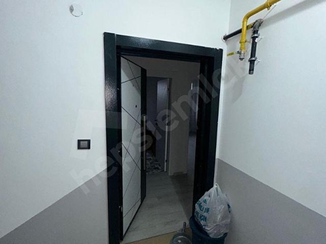 Güneş emlaktan geniş kullanımlı manzaralı 3+1 daire