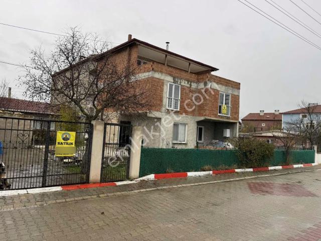 Güneş Emlaktan 3kat Ve Arsası Fırsat