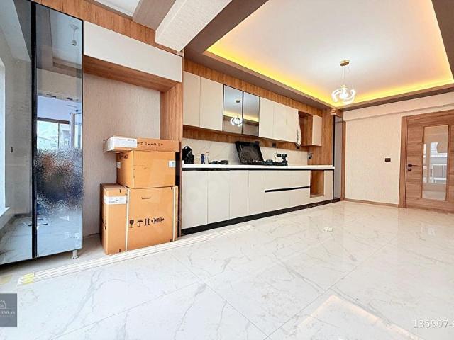 GÜNEŞ EMLAK*ULTRA LÜKS GENİŞ M2*KATTA 3+1 SATILIK DAİRE
