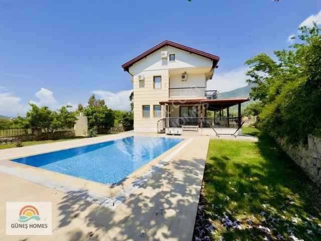 Güneş Homes'tan Ölüdeniz/hisarönü'de 505m2 4+1 Villa