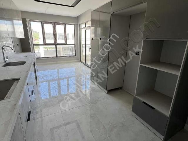 Güneşli Metropol Towers Satılık 4+1 Sıfır Daire