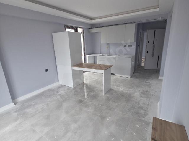 GÜNEŞLİ DE 1+1 ARAKAT SIFIR SATILIK LÜKS DAİRE
