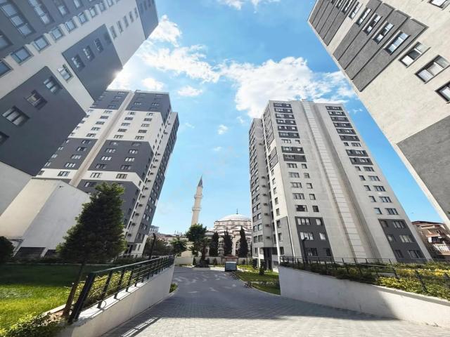 Güneşli Homes Sitesinde Metroya Yakın 3+1 Satılık Daire