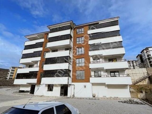 Güneşli'de Sıfır Kiralık 2+1 Daire 80m² Net