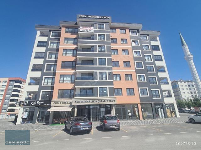 GÜNEY CEPHELİ OTURUMA HAZIR MESKENLİ 4+1 DAİRE