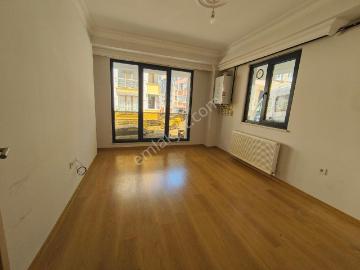 Güneyden Temiz 2+1.80m2 Açık Mutfaklı Ara Kat Daire