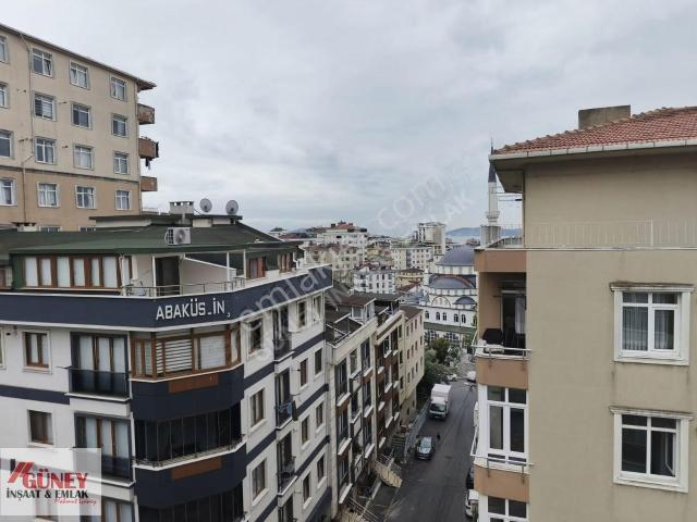 Güneyden Teraslı Asansörlü Köşe Başı 2+1.80m2 Daire