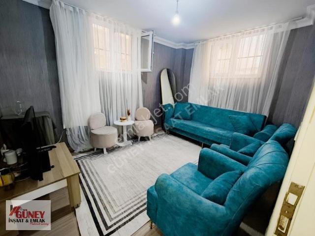 Güneyden Alt Kaynarcada E.5 Çok Yakın 2+1.75m2 Bahçe Katı