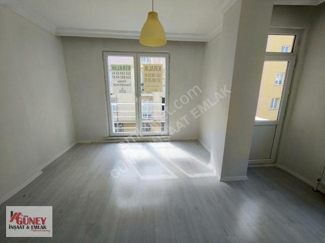 Güneyden Fındıklı Mah.de 2+1.85m2 Ara Kat Kiralık Daire