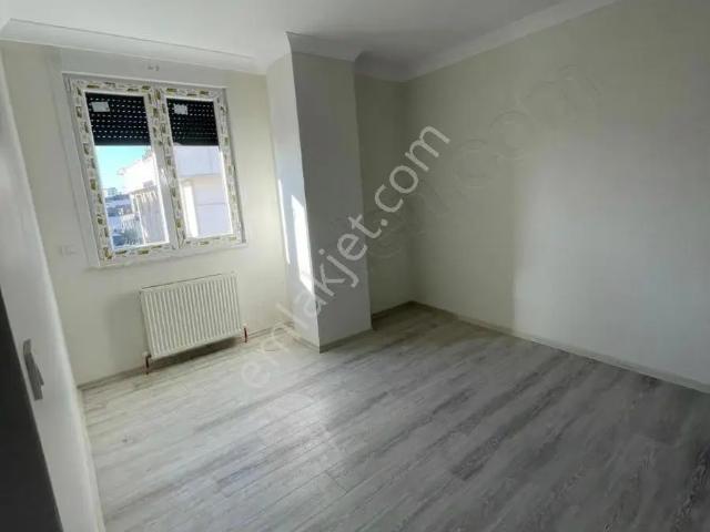 Güneyden Ful Deniz Manzaralı Metronun Dibinde 3+2 145 M2 Dubleks