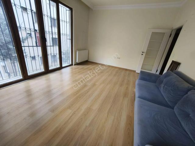 Güneyden Kapalı Oto Parklı Y.giriş 2+1.85m2 Kiralık Daire