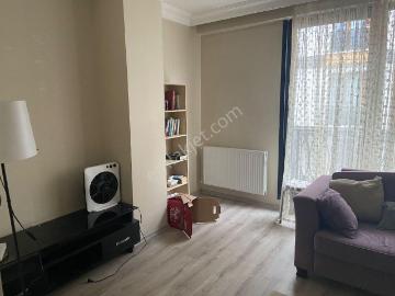 Güneyden Metroya 15 Dakika Yürüme 2+1.85 M2 Ayrı Mutfaklı Daire