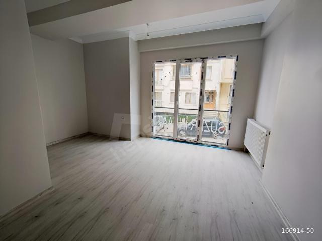 GÜNEYDEN SIFIR ARA KAT AYRI MUTFAKLTAPU HARCI YOK 2+1.80M2 DAİRE