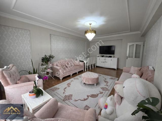 Güneykentin Kalbinde Ful Bakımlı Göbek 3+1 Daire