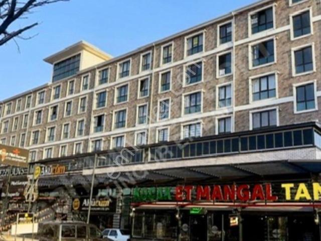 Güngör Emlaktan Ana Yol Üzerinde Ful Eşyalı Satılık 1+1 Daire
