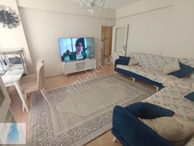 Güngören Güneştepe Mah De Satılık 2+1 100m² Daire Kat İrtifaklı