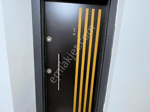 Güngören Haznedar Mah Yeni Binada 2+1 90m2 2.kat Satılık Daire