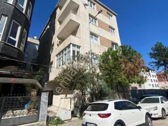 Güngören Haznedar'da Merkezi Konumlu 3+1 Kiralık Daire