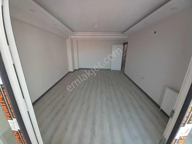 Güngören Merkez Mahallesinde Yeni Binada Satılık Dublex Daire